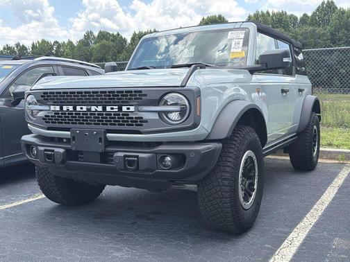 Cactus Gray 2023 Ford Bronco Badlands