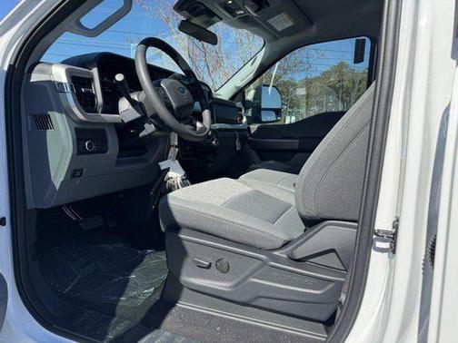 2025 Ford F-250 XLT