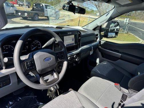 2025 Ford F-250 XLT