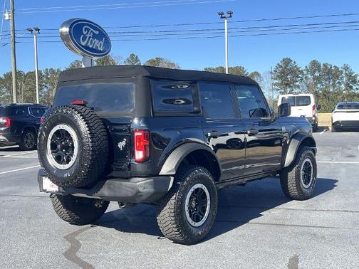 2023 Ford Bronco 