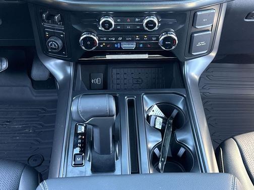 Star White Metallic Tri-Coat 2025 Ford F-150 Lariat
