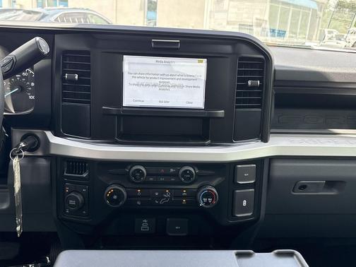 Oxford White 2026 Ford F-250 XL
