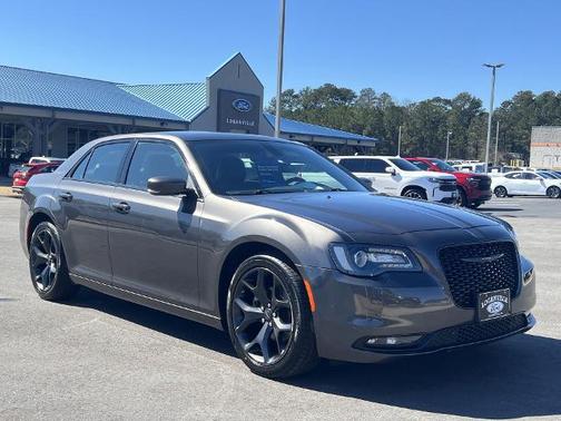 2023 Chrysler 300 S