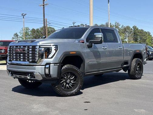 2024 GMC Sierra 2500 Denali
