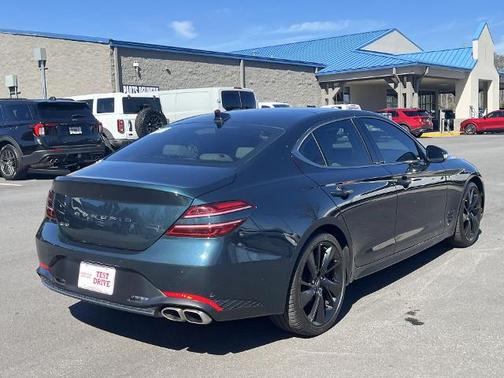 2023 Genesis G70 2.0T
