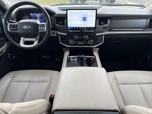 2023 Ford Expedition XLT