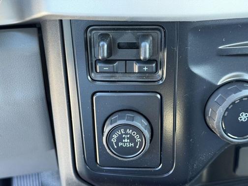 Oxford White 2026 Ford F-250 XL