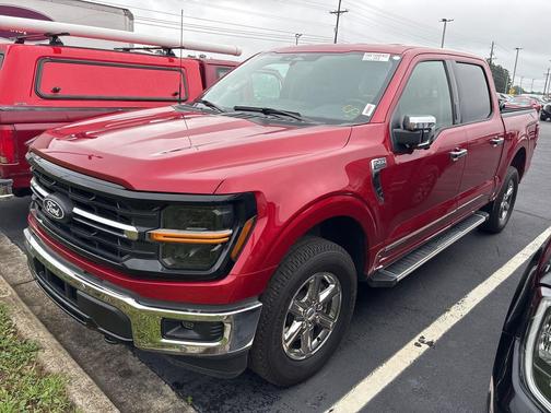 Rapid Red Metallic Tinted Clearcoat 2024 Ford F-150 XLT