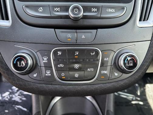 2024 Chevrolet Malibu LT W/1LT