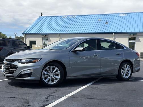 Sterling Gray Metallic 2024 Chevrolet Malibu FWD 1LT