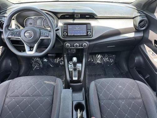 2019 Nissan Kicks S