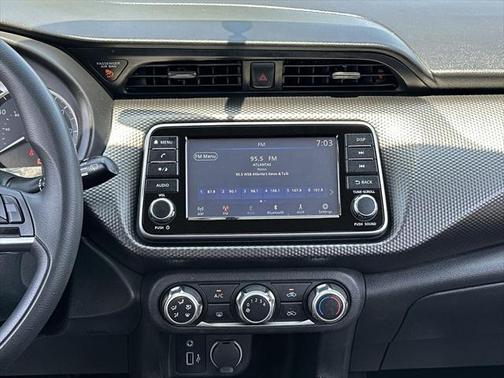 2019 Nissan Kicks S