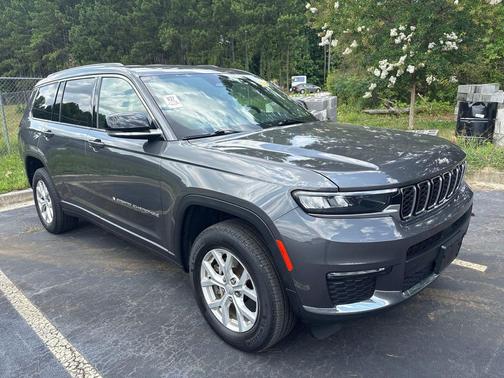 Baltic Gray Metallic Clearcoat 2023 Jeep Grand Cherokee L Limited