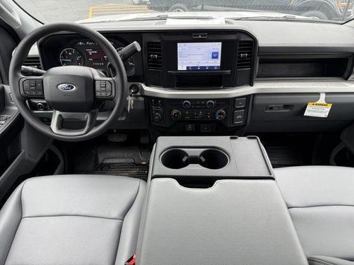 2025 Ford F-450 XL