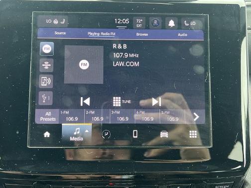 2024 Jeep Grand Cherokee LAREDO