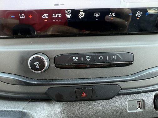 2022 Ford Transit-350 XLT