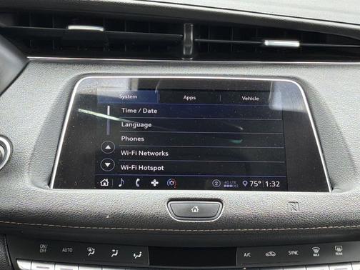 Stellar Black Metallic 2020 Cadillac XT4 Luxury
