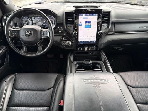 Granite Crystal Metallic Clearcoat 2022 RAM 1500 Limited