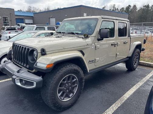 2022 Jeep Gladiator OVERLAND