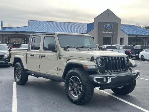 2022 Jeep Gladiator OVERLAND