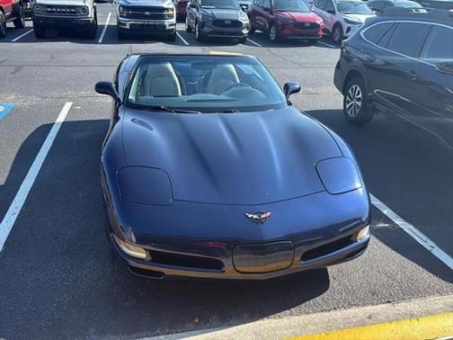 2000 Chevrolet Corvette Base