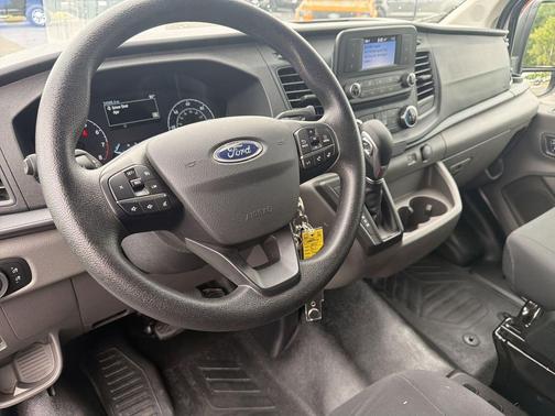 Oxford White 2025 Ford Transit-250 Base