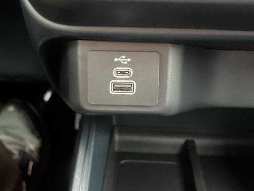 Carbonized Gray Metallic 2026 Ford Maverick XL