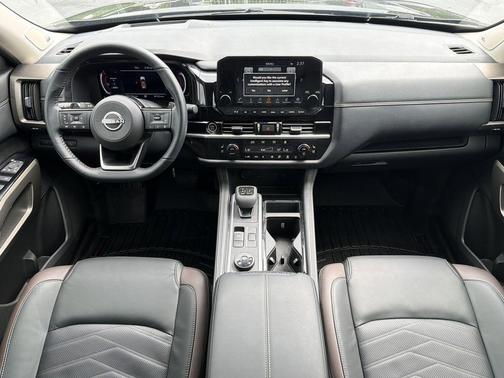 Super Black 2024 Nissan Pathfinder Platinum 4WD