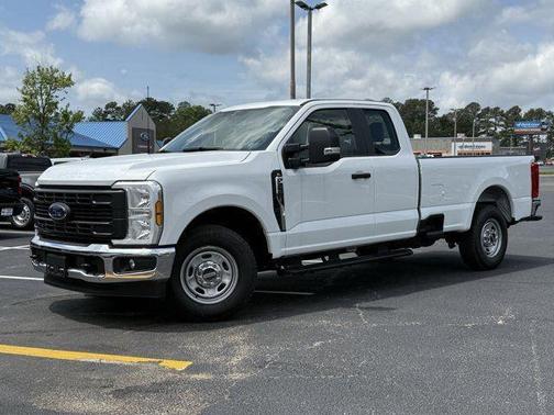 2025 Ford F-250 XL