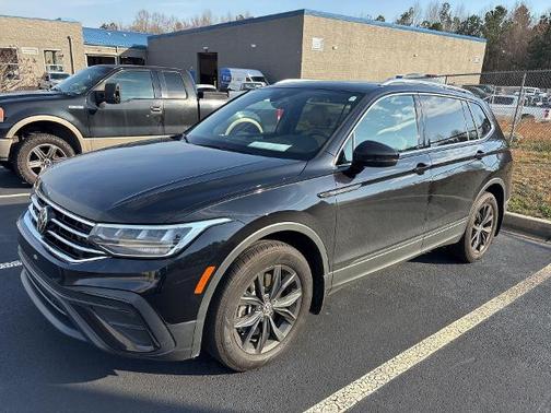 2024 Volkswagen Tiguan 2.0T SE