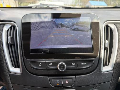 2024 Chevrolet Malibu LT W/1LT