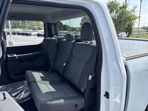 Oxford White 2026 Ford F-150 XLT