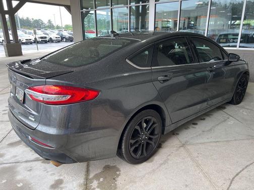 Magnetic Metallic 2019 Ford Fusion SE