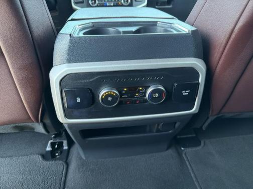 AGATE BLACK METALLIC 2024 Ford Expedition LIMITED