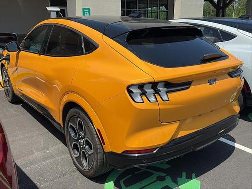 2021 Ford Mustang Mach-E GT