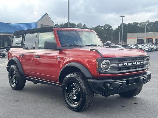 2023 Ford Bronco 