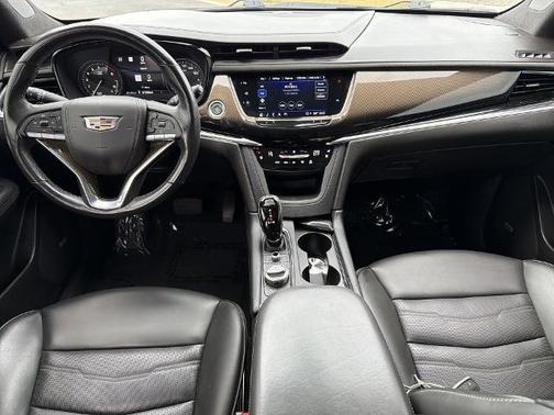 2023 Cadillac XT6 PREMIUM LUXURY