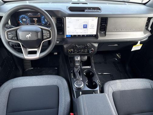 Oxford White 2026 Ford Bronco Base