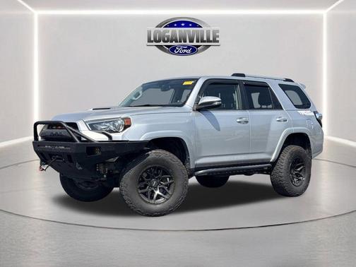 Classic Silver Metallic 2016 Toyota 4Runner Trail Premium
