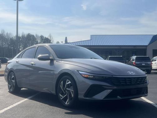 Fluid Metal 2025 Hyundai ELANTRA HEV Limited