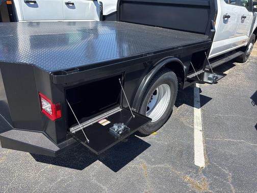 Oxford White 2026 Ford F-350 XL