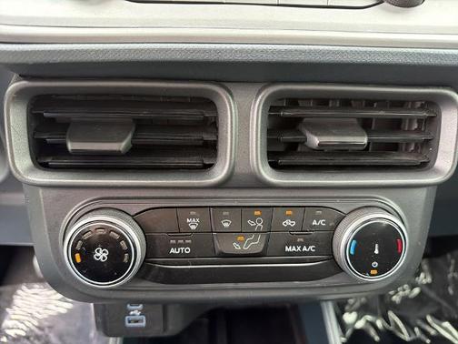 2024 Ford Maverick XL