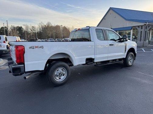 2025 Ford F-250 XL