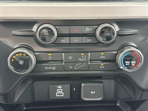 Oxford White 2025 Ford F-450 XL