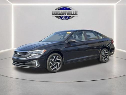 Deep Black Pearl 2024 Volkswagen Jetta 1.5T SEL