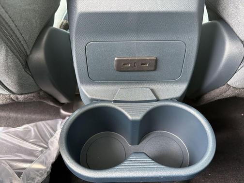 Azure Gray Metallic Tri-Coat 2026 Ford Maverick XLT