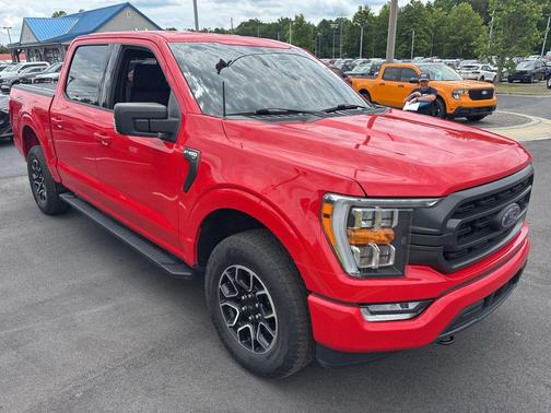 Race Red 2023 Ford F-150 XLT