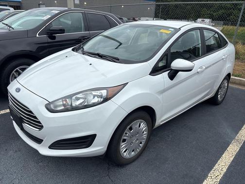 Oxford White 2016 Ford Fiesta S