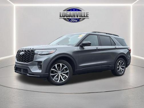 Gray Metallic 2025 Ford Explorer ST-Line