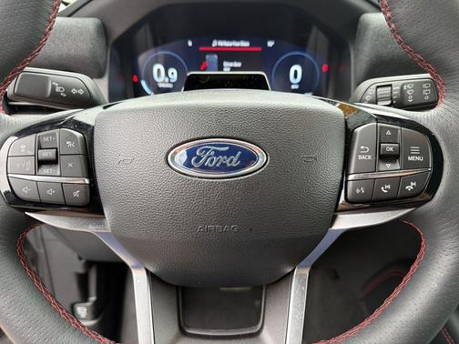 Gray Metallic 2025 Ford Explorer ST-Line